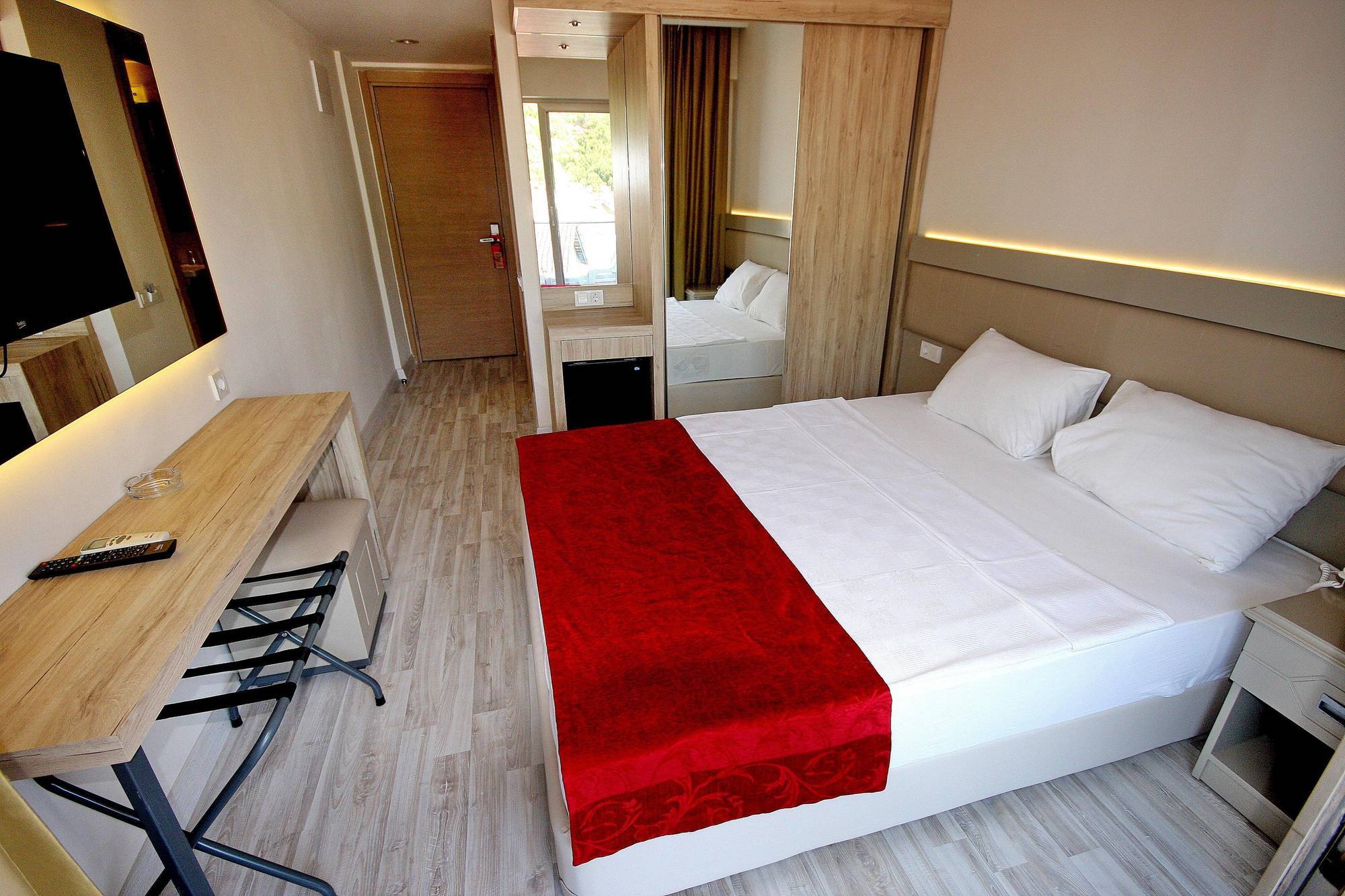 Palmea Hotel Marmaris Exterior foto